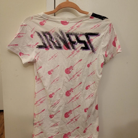 Iron fist guitar punk tshirt - Picture 4 of 4